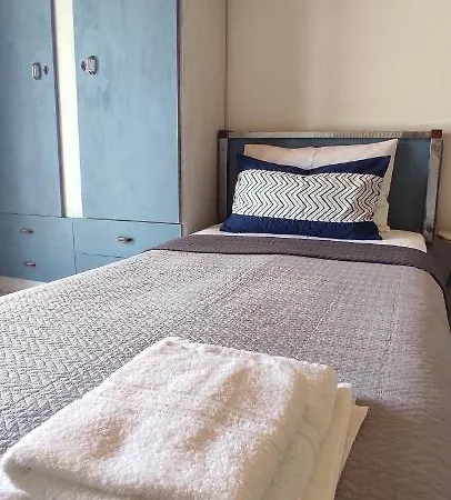 Anasa Ставрос