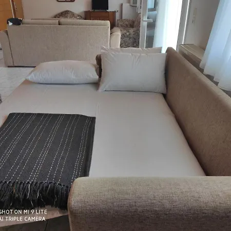 Anasa Ставрос